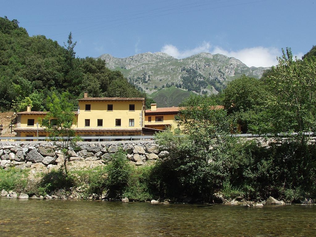 Hotel La Molinuca Alles Exterior photo