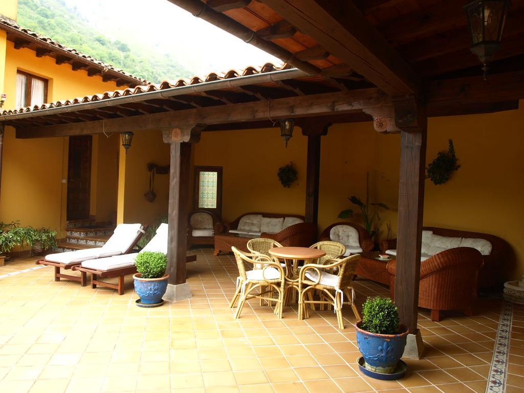 Hotel La Molinuca Alles Exterior photo