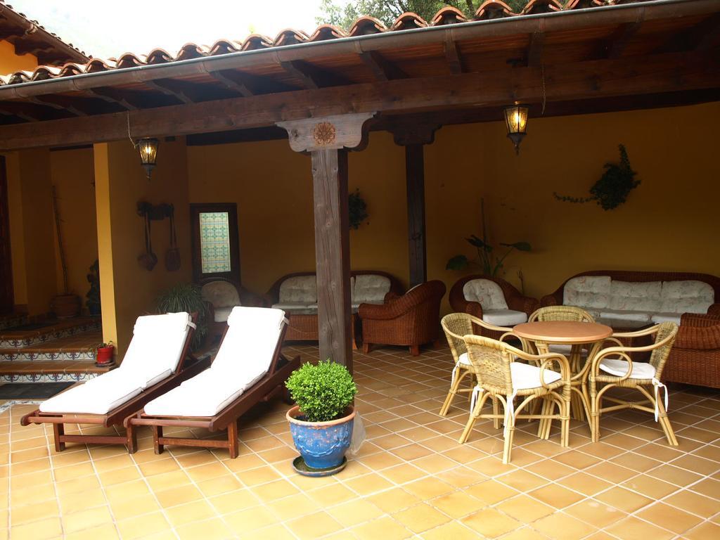 Hotel La Molinuca Alles Exterior photo