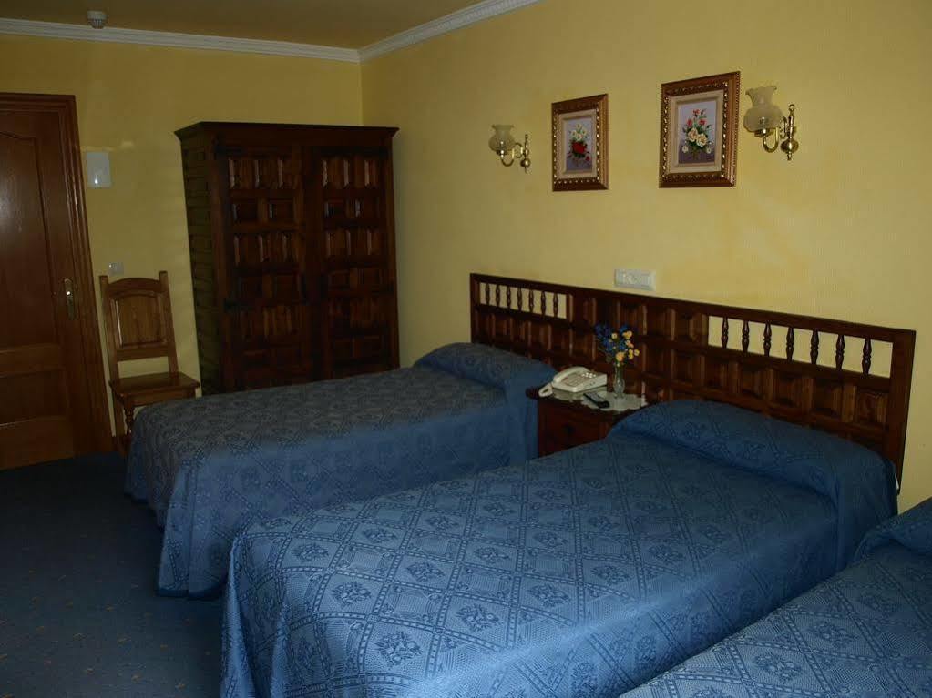 Hotel La Molinuca Alles Exterior photo